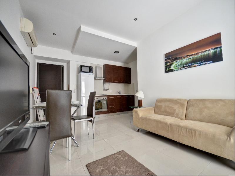Eden Grail Apartment Ta Xbiex ภายนอก รูปภาพ